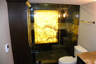 Bathroom - bathroom idea in Chicago