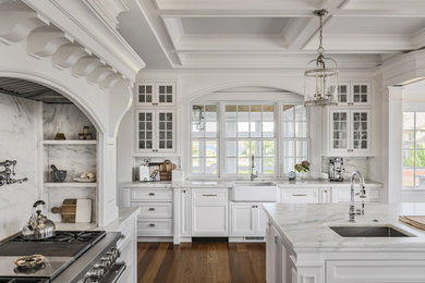 Example of a classic kitchen design in Other