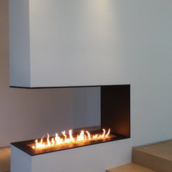 Custom built (Construction MLambert Inc.)linear gas fireplace - Indoor Fireplaces