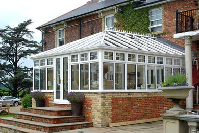 Elegant sunroom photo in New York
