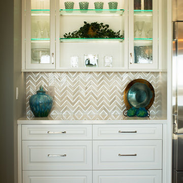 Kitchen - French with Modern amenities