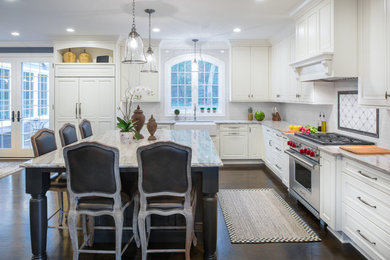 Example of a large classic kitchen design in Minneapolis
