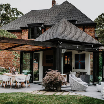 Zen Indoor-Outdoor Living