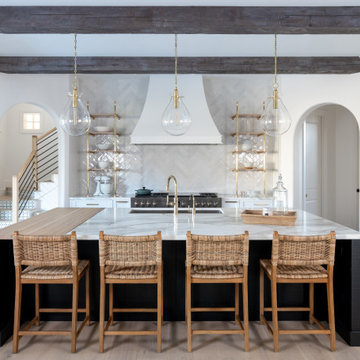 Full kitchen