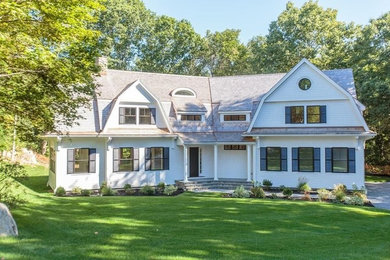 Large traditional exterior home idea in Boston