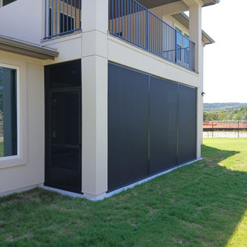 Screened in Patio Balcony in Austin, TX
