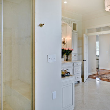 Charming Well-Illuminated Bathroom in Nokesville, Va