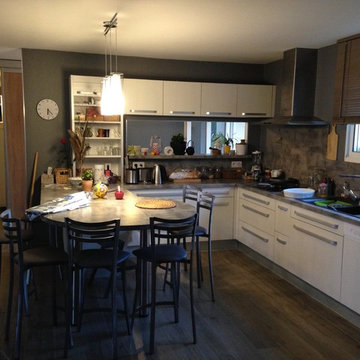 Cuisine avec plan table