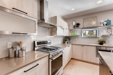 Inspiration for an industrial kitchen remodel in Denver