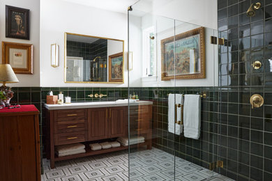 Example of a transitional bathroom design in Portland