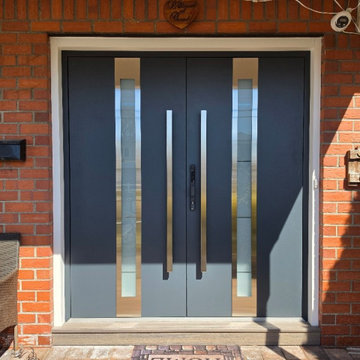 Deux 1717 double doors in Gray Graphite