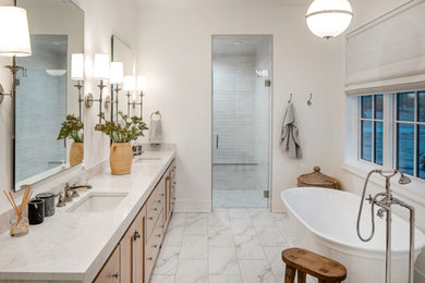 Bathroom - bathroom idea in Sacramento