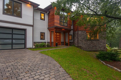 Example of a small transitional home design design in DC Metro