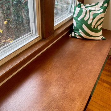 Comfy sitting area in Mission, a Quarter Sawn White Oak by Dura Supreme