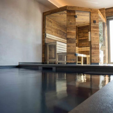 Indoor-Pool im privaten Wohlfühl-Paradies