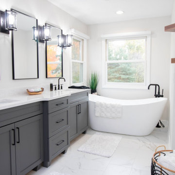 Grand Ledge Master Bathroom Remodel