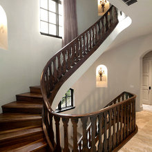 curved staircase