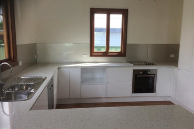What do NASA scientists choose for splashbacks?