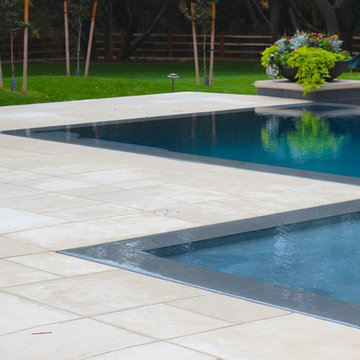 Arden-Arcade Perimeter Overflow Pool