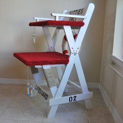 Lifeguard Chair cat tower - Cat Furniture