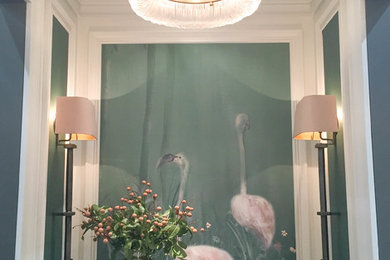 Example of a transitional entryway design in Toronto