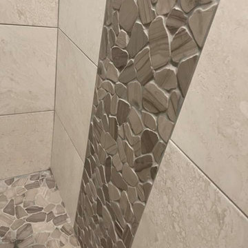 Auburn Hills - Primary Bathroom