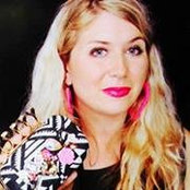 Luna Downing's photo