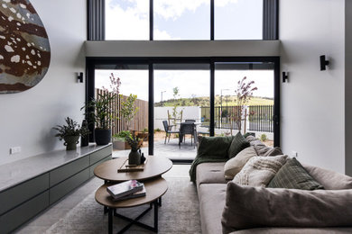 Example of a minimalist living room design in Canberra - Queanbeyan