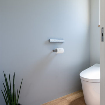 TheSkeletonHouse/樹のある家