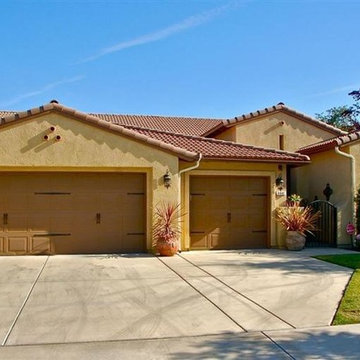 4441 W Prospect