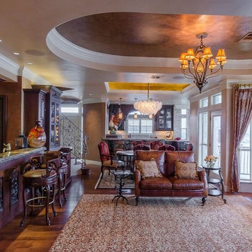 Elegant Lake Condo