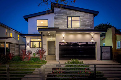 Example of a minimalist home design design in Los Angeles