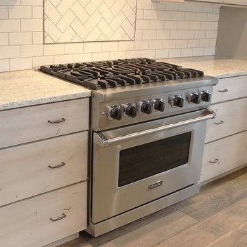 Edgebrooke Homes- Viking Appliances in a Koch White Drift Kitchen.