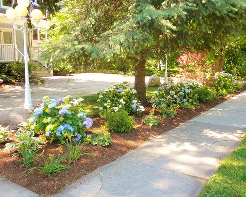 Sidewalk Planting Area | Houzz