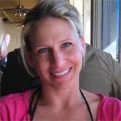 Loreen Hewitt's photo