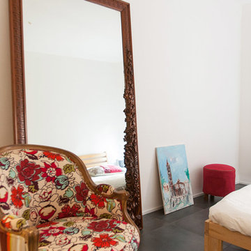 PRIVATE HOUSE 15004