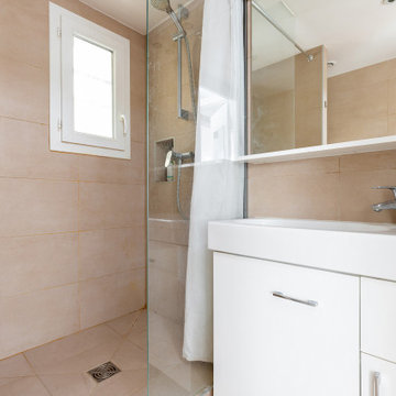 Bathroom goals achieved in Paris