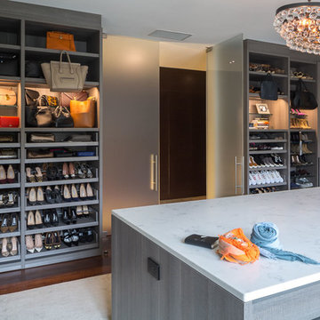 Her Dressing Room