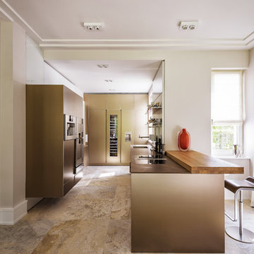 Traumhafte Küche in Aluminium sandbeige