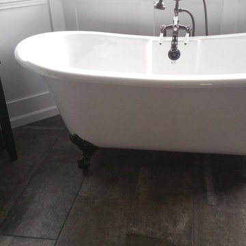 Rustic Custom Ensuite in Surrey, BC