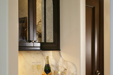 Inspiration for a timeless kitchen remodel in New York