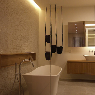 Apartment V