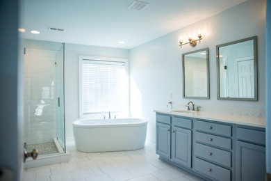 リッチモンドにあるトランジショナルスタイルのおしゃれな浴室の写真