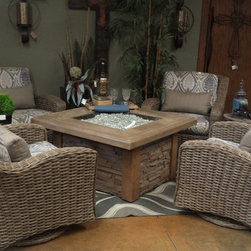 Furniture Collection & Decor - Outdoor Lounge Sets