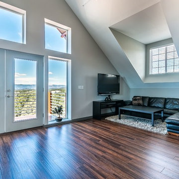 Off-Grid Barn Home Apartment - Canon City, CO