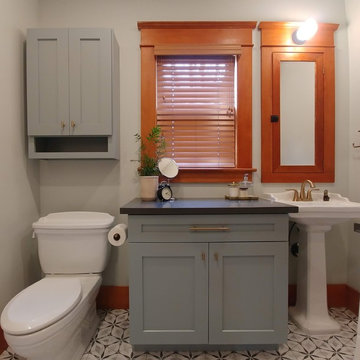 32nd Avenue Bathroom