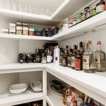 Walk-in Pantry