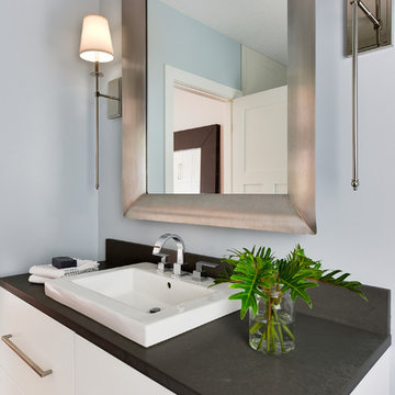 Clean & Serene: Kitchen & Bathroom