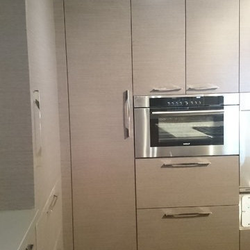 Contemporary Showroom Kitchen - Honolulu, HI