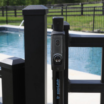 Vinyl Liner Pool (18 x 36) with Slide